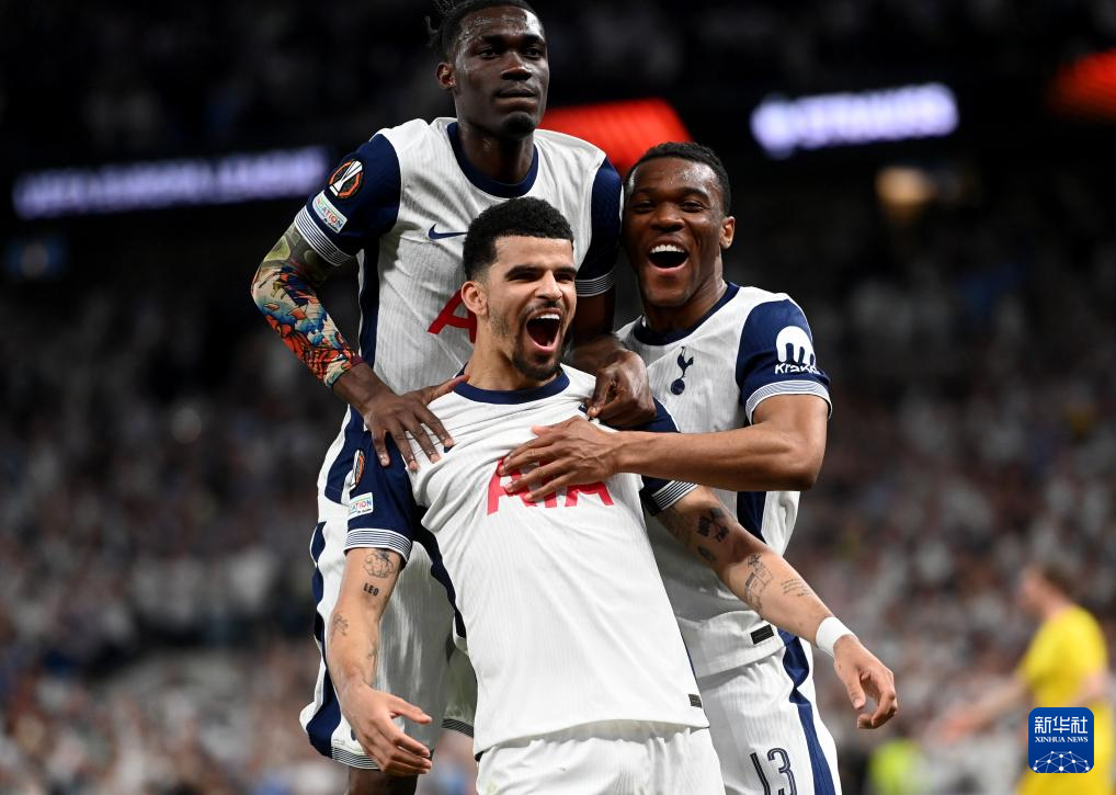 NBA每日最佳：东契奇战旧主轰35+11，布伦森37+5率队晋级（NBA今日之星：东契奇35+11挑落旧主，布伦森37+5领军晋级）