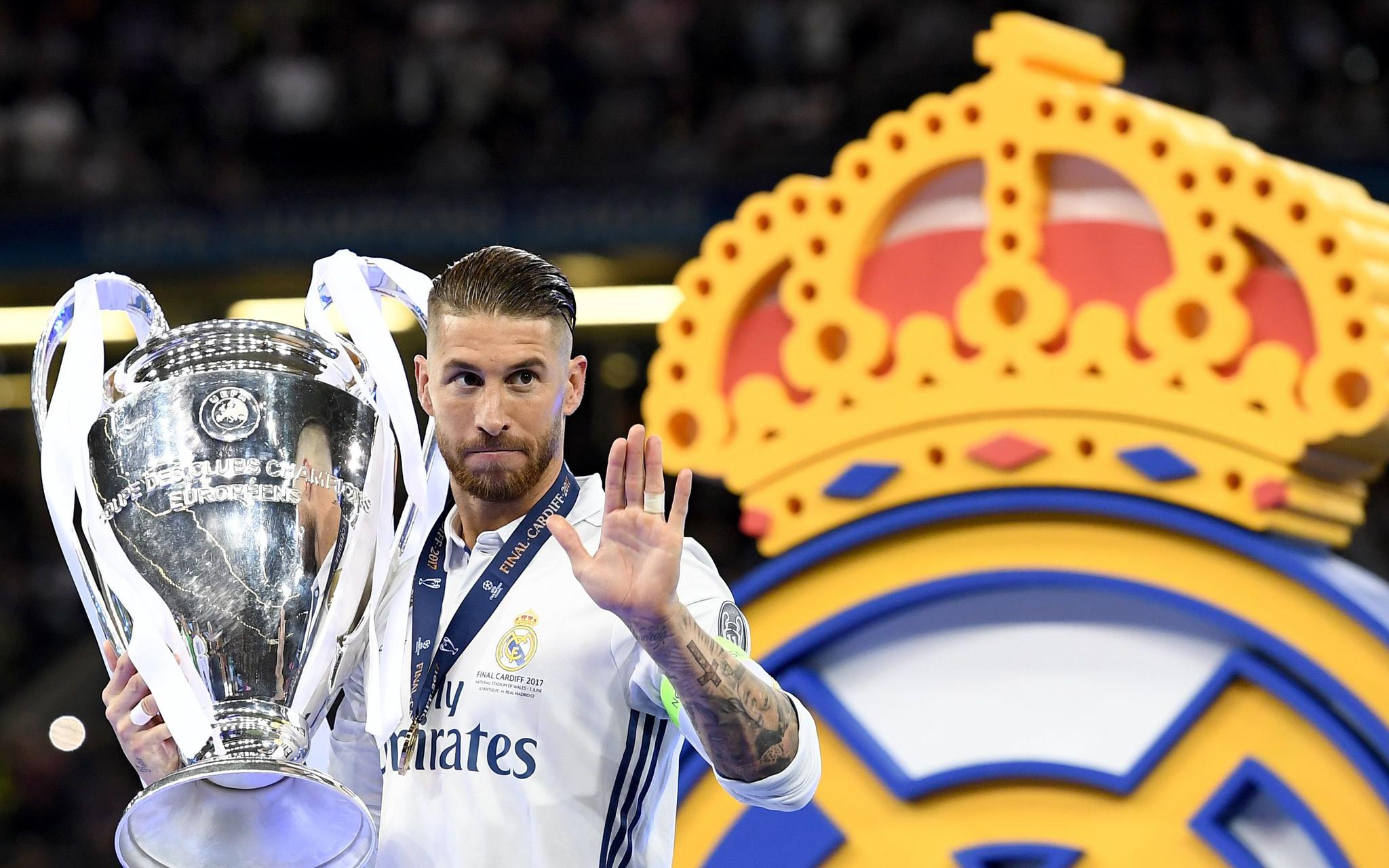 马卡：贝林和姆巴佩被拽倒均未获点，皇马对裁判非常愤怒（马卡报：贝林厄姆与姆巴佩遭拉倒均未判点球，皇马怒批裁判）