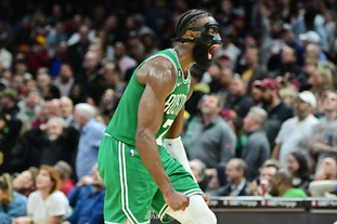 纳瓦斯：退役前一年因髋关节问题我甚至无法陪孩子们散步（纳瓦斯回忆：退役前一年髋部伤势严重，连陪孩子散步都做不到）