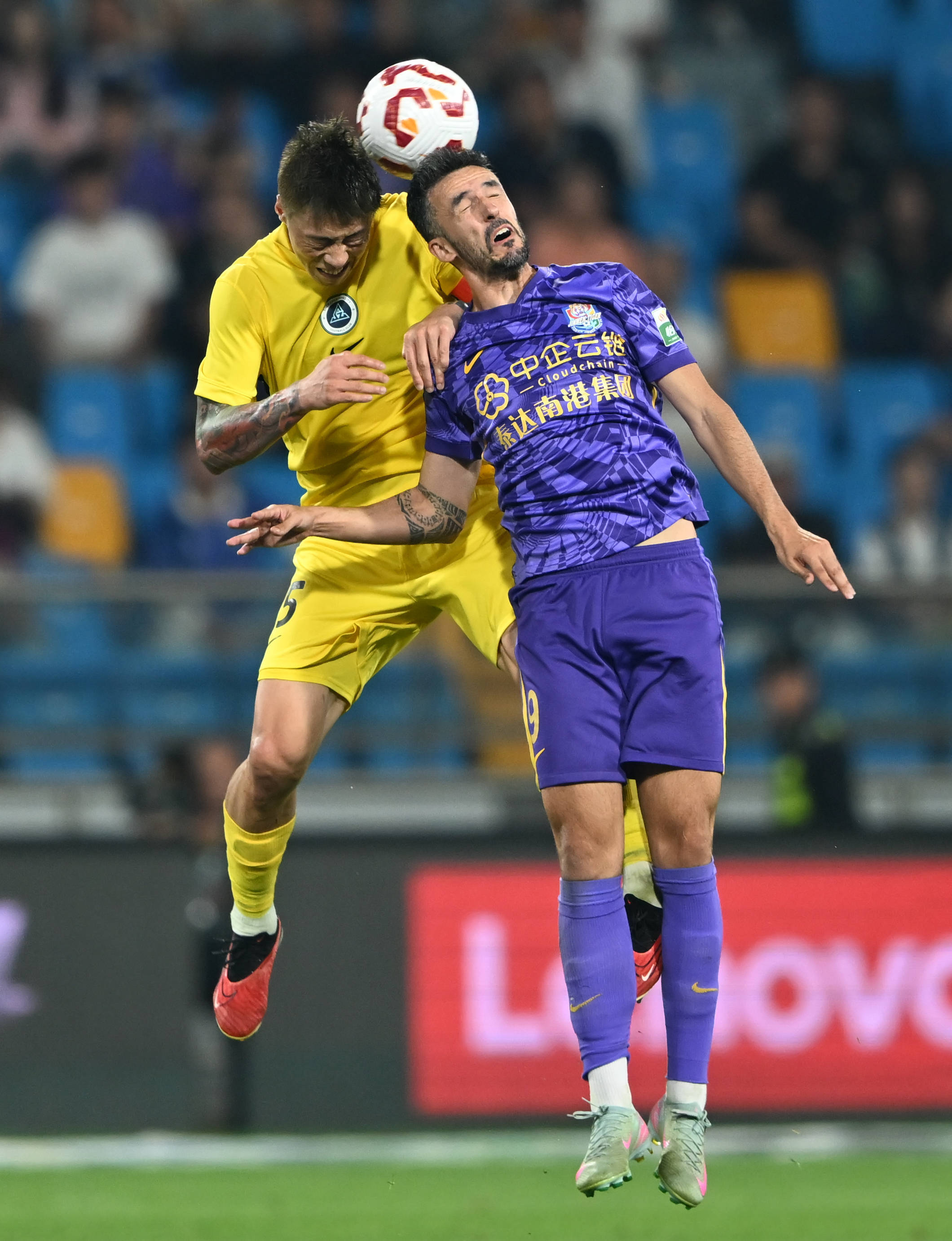 佩杜拉：那不勒斯持续追逐梅努；洛伦佐-卢卡换奇克传闻不实（佩杜拉：那不勒斯仍追梅努；洛伦佐-卢卡换奇克的传闻不属实）