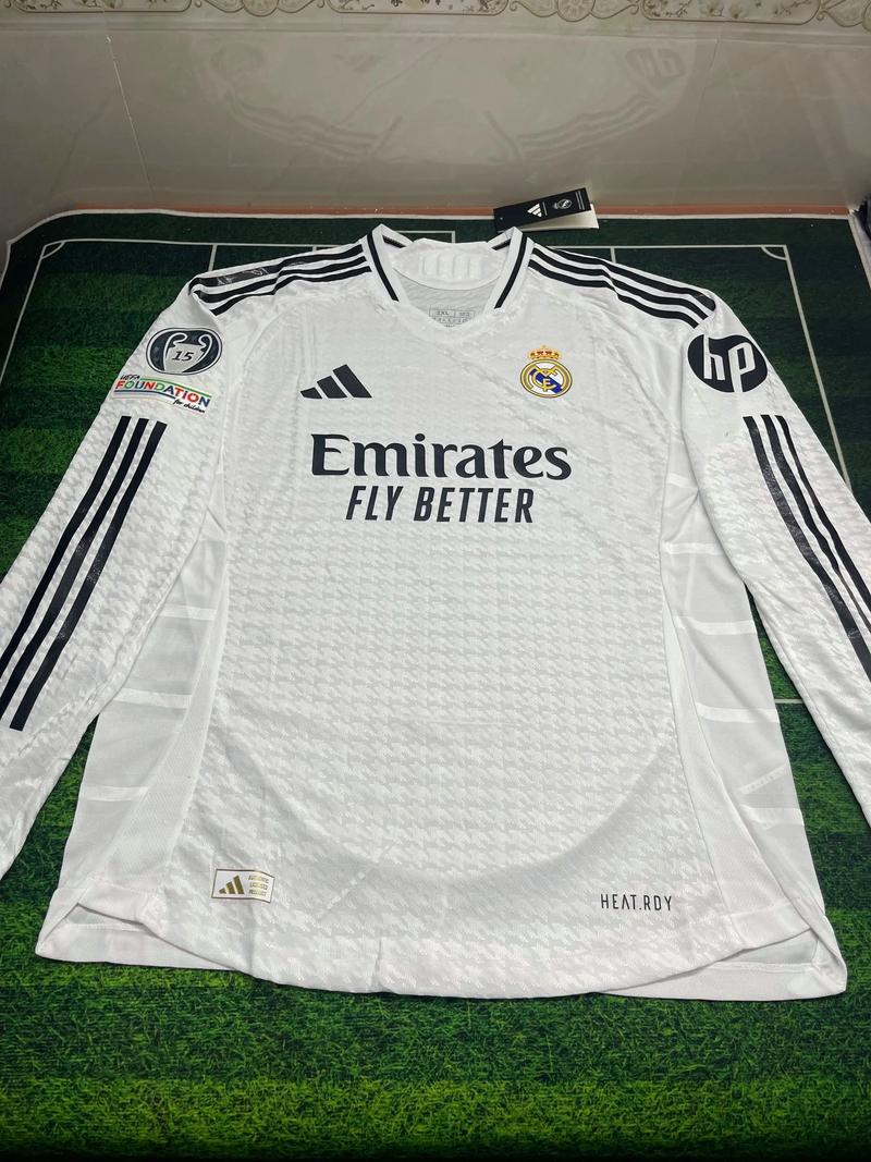 亚洲杯男篮小组赛战火重燃（男篮亚洲杯小组赛烽烟再起）