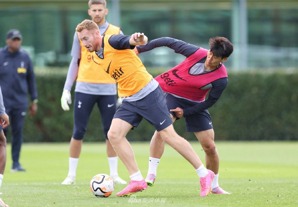 麦克托米奈：尤文很优秀，但那不勒斯得继续提升达到更高高度（麦克托米奈：尤文表现出色，那不勒斯还需提升才能更上一层楼）