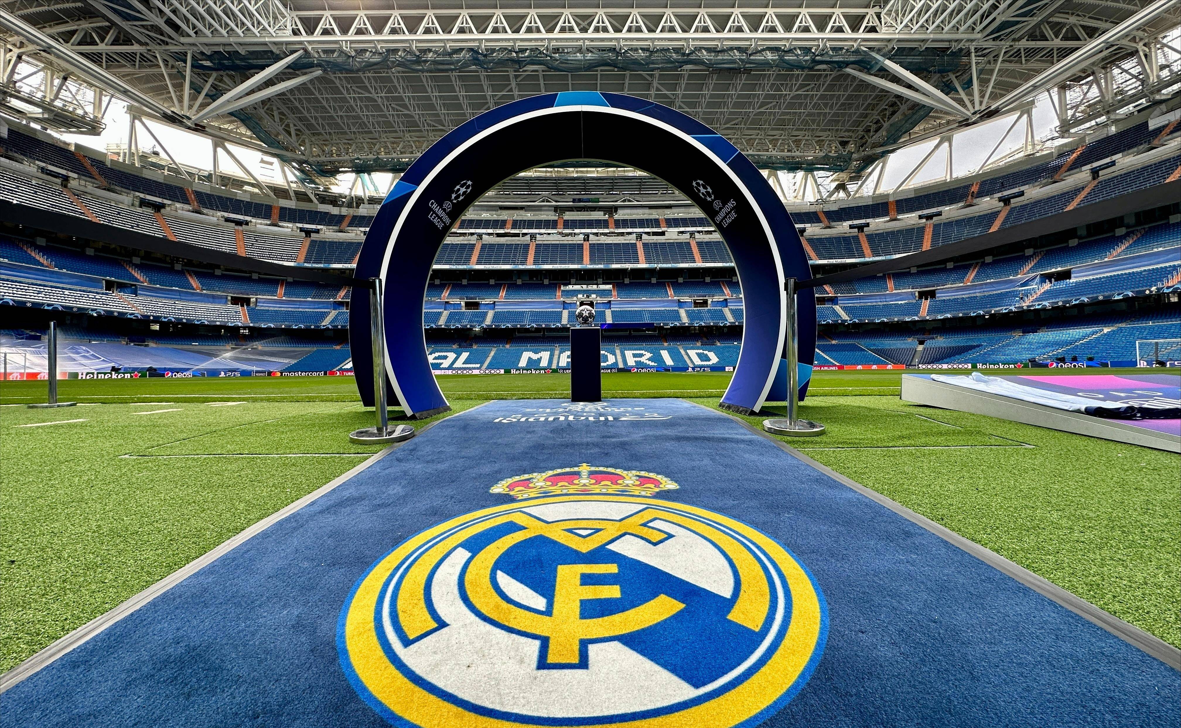 马卡：皇马2025年以零冠黯然收官，是一个充满动荡的体育赛季（马卡：2025年皇马无冠收官，动荡之年的落幕）